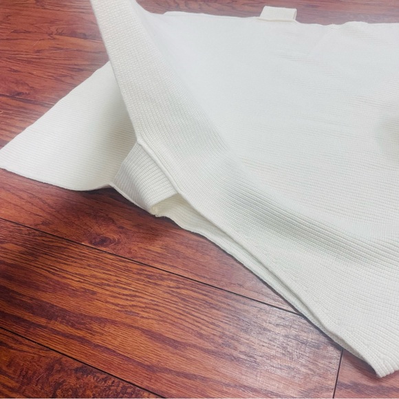 Mersea OS Cream Oversized Cape Poncho Open Sides Ribbed High Turtle Neckline - Picture 3 of 5